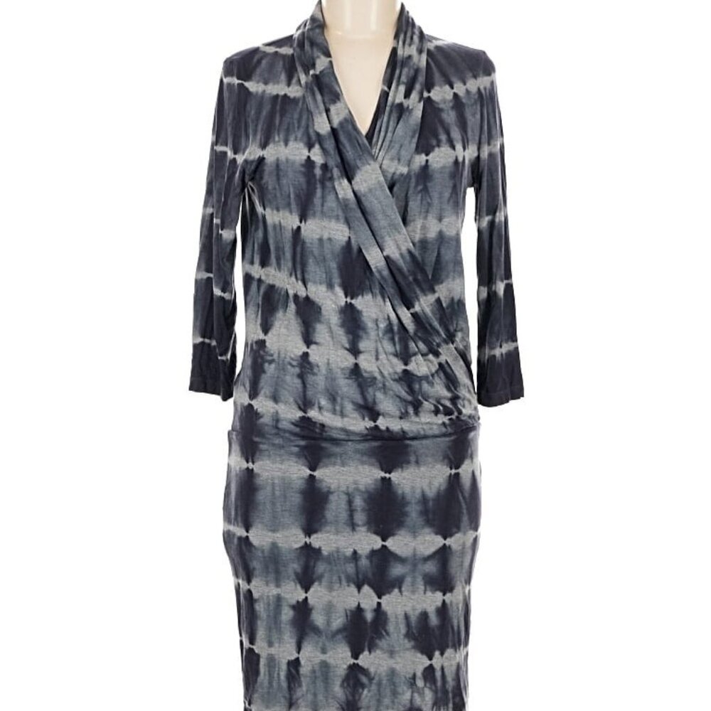 Young Fabulous & Broke Size M Casual dress
